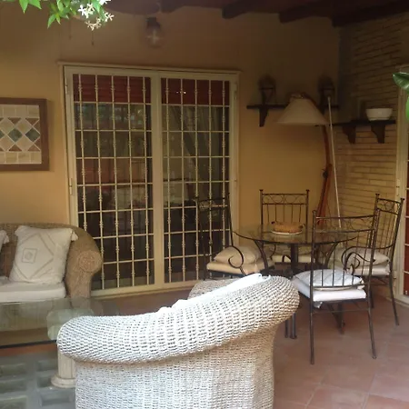Bed and Breakfast Talenti House
