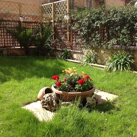 Bed and Breakfast Talenti House 3*