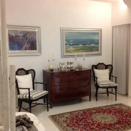 Talenti House Bed and Breakfast 3*