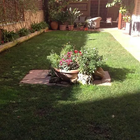Talenti House 3* Roma