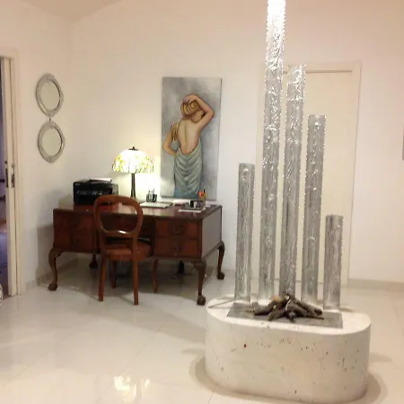 Talenti House 3* Roma